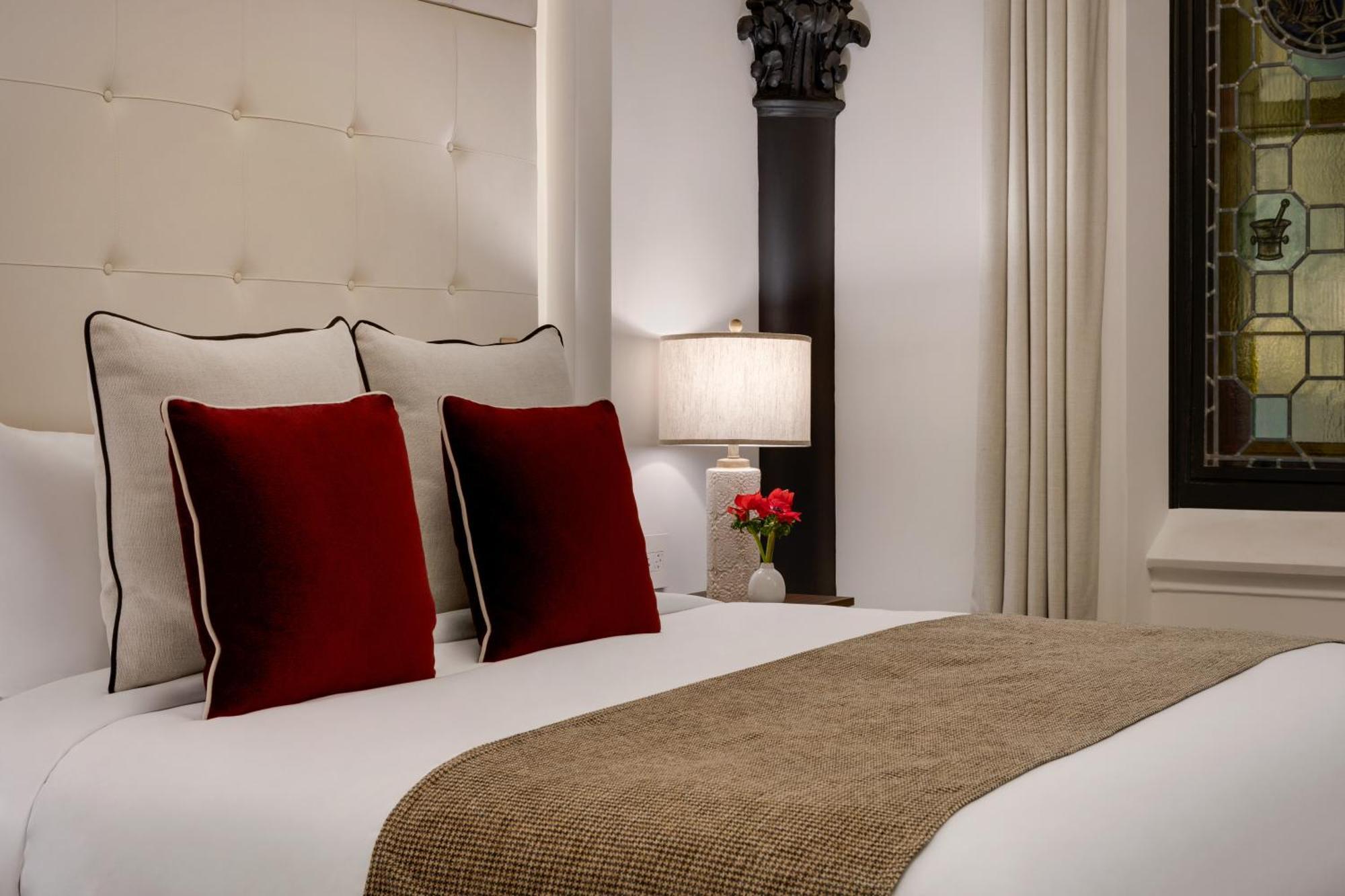 Dylan Nyc Hotel 4*